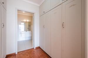 To Let 3 Bedroom Property for Rent in Sea Point Western Cape